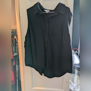 Black Ophelia Rose Button Tank Top